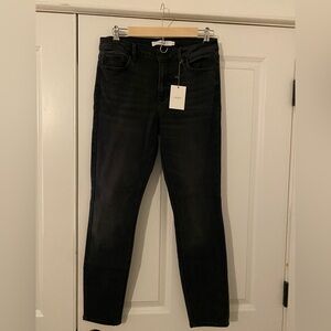 NWT Black skinny jeans